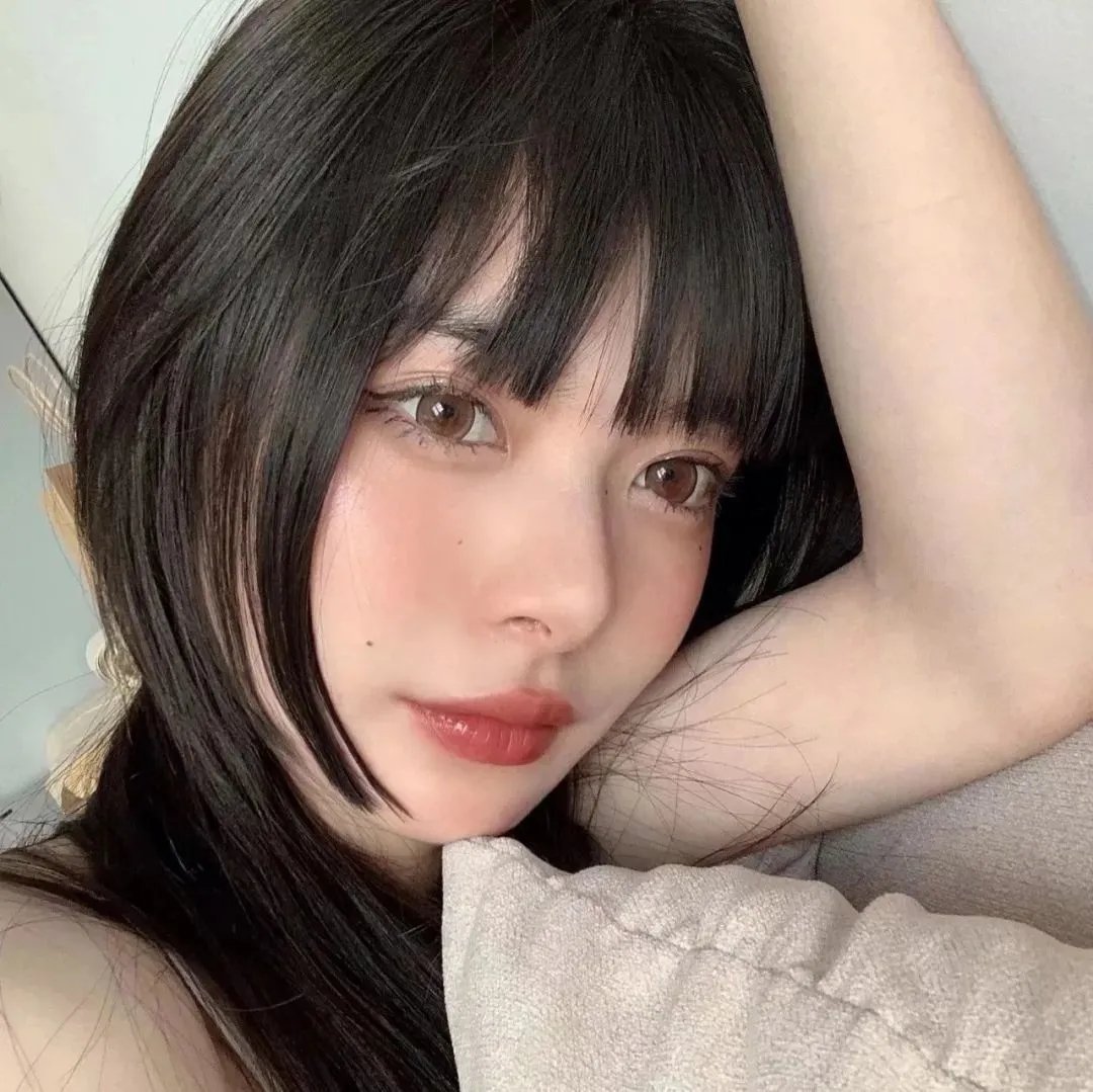 双面宠妃闯关记 在线观看